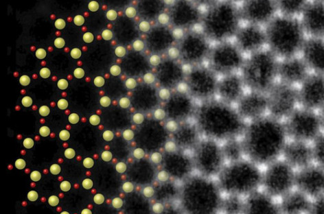 Đức chế tạo thủy tinh mỏng nhất thế giới