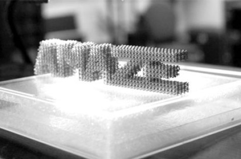 In 3D kim loại trên không gian