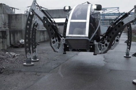 Mantis – robot người lái hai tấn