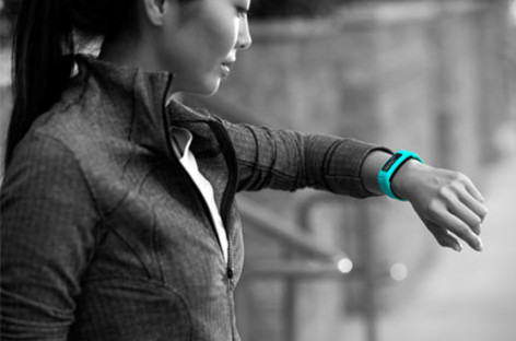 Garmin giới thiệu thiết bị theo dõi sức khỏe Vivofit