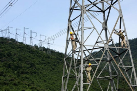 EVN ưu tiên tiến độ các dự án điện cấp bách miền Nam