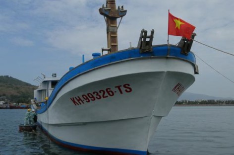 Tàu cá vỏ composite 2014