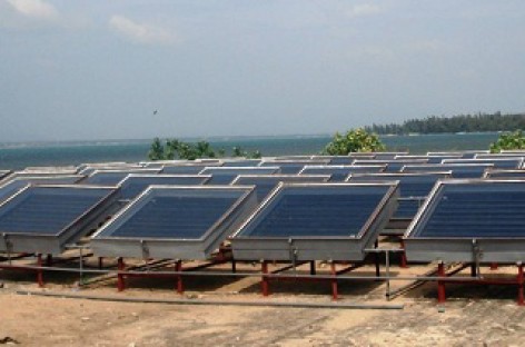 Thiết bị tạo nước ngọt từ nước biển bằng năng lượng mặt trời