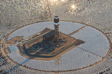 Nhà máy điện mặt trời lớn nhất thế giới đi vào hoạt động