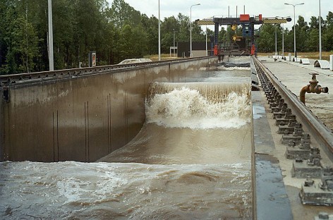 [Video] Công nghệ máy tạo sóng tại Hà Lan