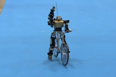 Robot có thể chạy xe đạp