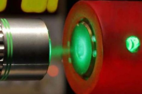 Bước đầu chế tạo dạng kim loại của hydro