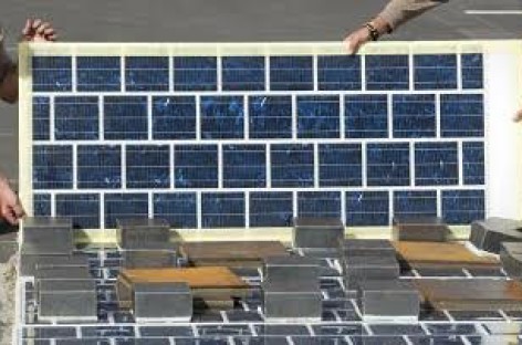 Pháp dự định làm 1.000km đường phủ pin mặt trời