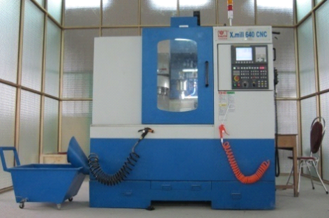 Hoạt động gia công trên máy CNC Xmill 640
