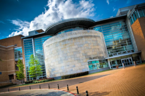 Vật liệu mới cải thiện hiệu suất của pin năng lượng mặt trời