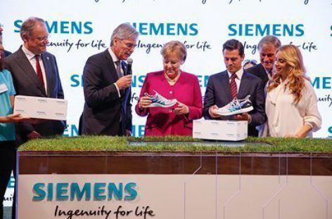 [Trực tiếp tại Hannover Messe 2018] Livestream tại gian hàng Siemens, CHLB Đức (ngày 3)