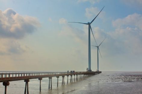Khánh thành nhà máy điện gió trên biển đầu tiên của Việt Nam