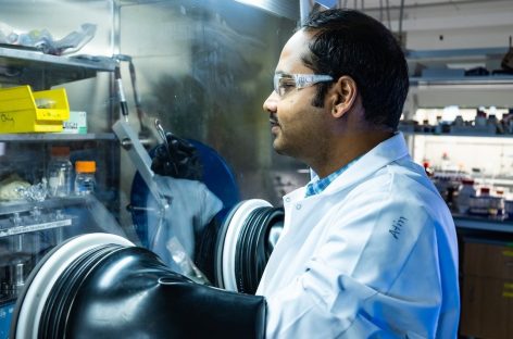 Tăng cường khả năng lưu trữ của pin natri-ion với cấu trúc than chì mới