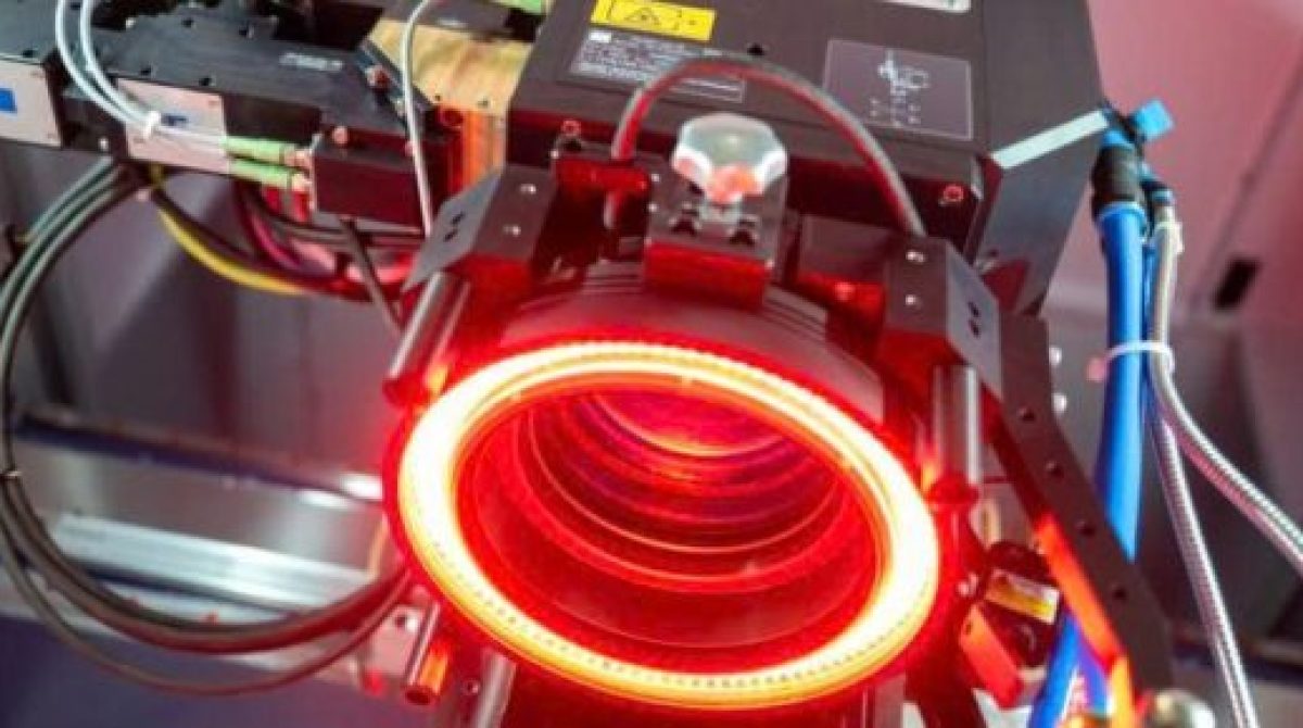 Ứng dụng laser giúp pin của xe điện an toàn hơn và bảo vệ xe chống rỉ sét