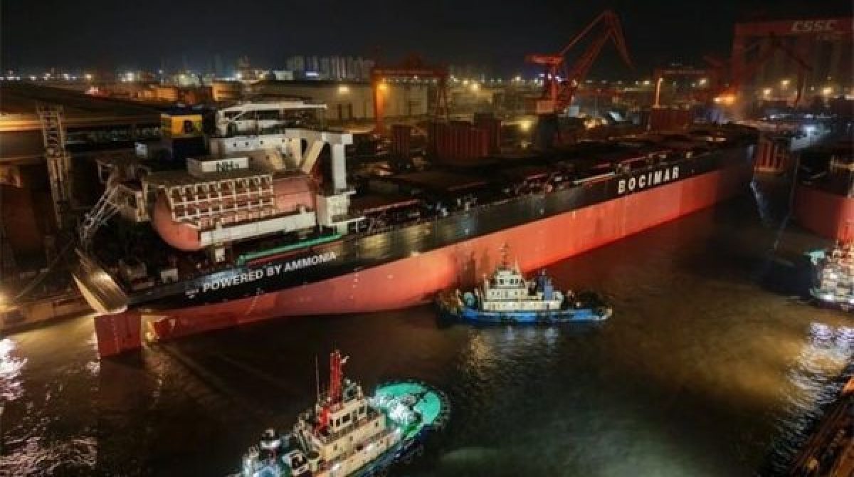 Nhà máy đóng tàu Trung Quốc hạ thủy hai tàu chở hàng rời lớn đầu tiên chạy bằng nhiên liệu amoniac