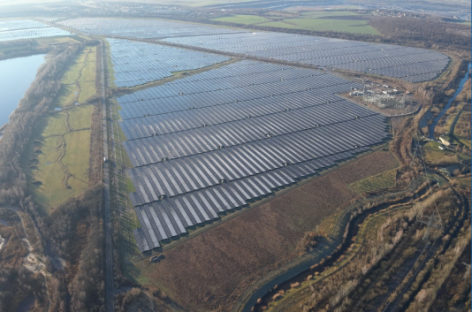 Từ mỏ than lộ thiên đến nhà cung cấp dịch vụ lưới điện