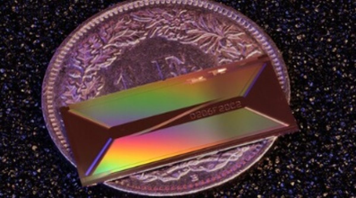 Laser siêu nhanh trên chip bán dẫn