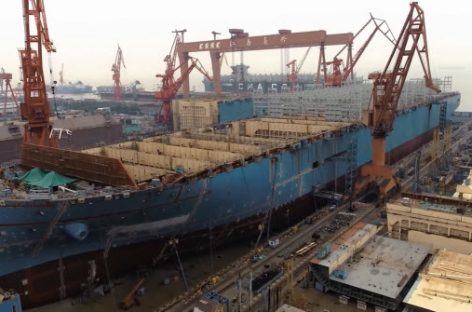 Quy trình đóng những con tàu container khổng lồ