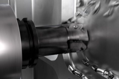 Xử lý các bề mặt và hình dạng phức tạp trong quá trình phay