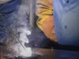 Sự khác biệt giữa kim loại mối hàn và kim loại bổ sung